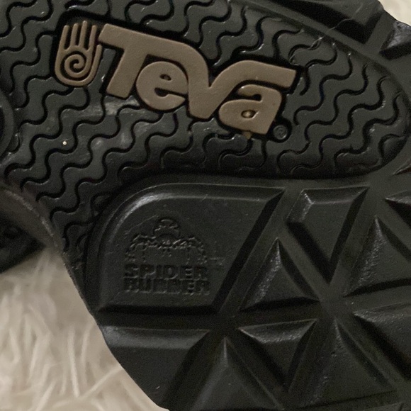 Teva flip flop sandals - Picture 6 of 7